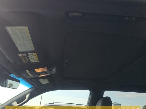 Used 2023 Lexus GX 460 Premium w/ Accessory Package image 12