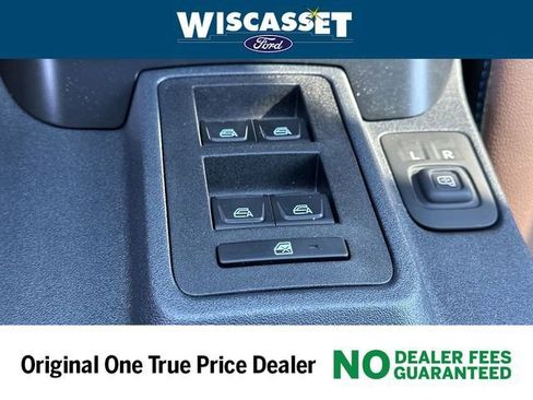 New 2024 Ford Bronco Outer Banks w/ Sasquatch Package image 24