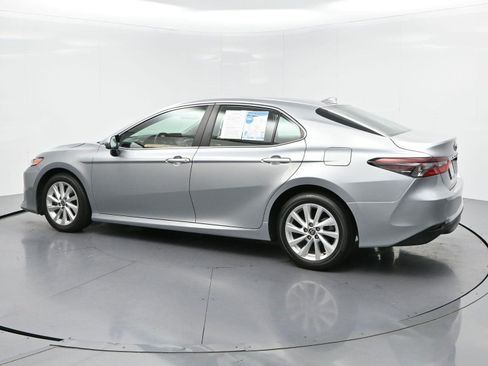 Used 2024 Toyota Camry LE FWD image 5