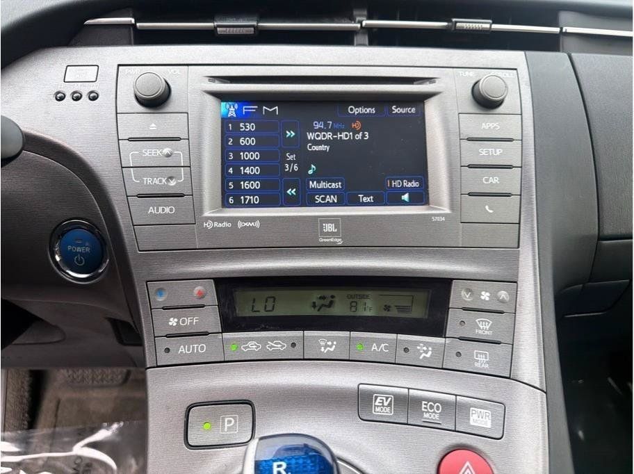 Used 2012 Toyota Prius Four w/ Preferred Accessory Pkg FWD image 16