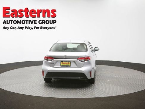 Used 2023 Toyota Corolla LE FWD image 34