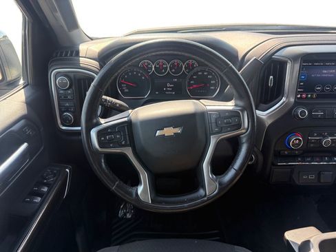 Used 2021 Chevrolet Silverado 1500 LT AWD/4WD image 13