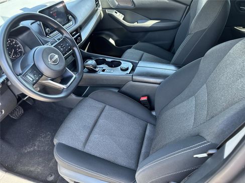 Used 2024 Nissan Rogue SV AWD/4WD image 10