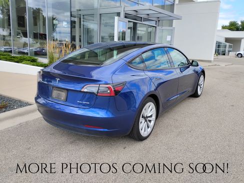 Used 2021 Tesla Model 3 Long Range AWD/4WD image 3