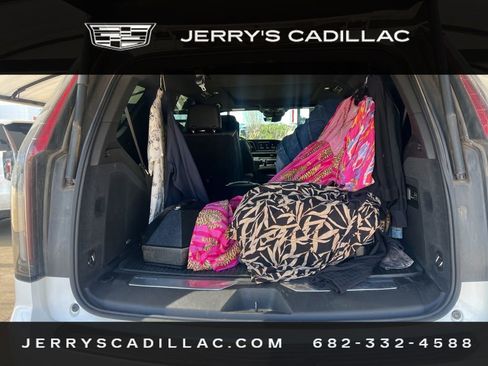 Used 2021 Cadillac Escalade Sport w/ Driver Assist Tech Package image 21