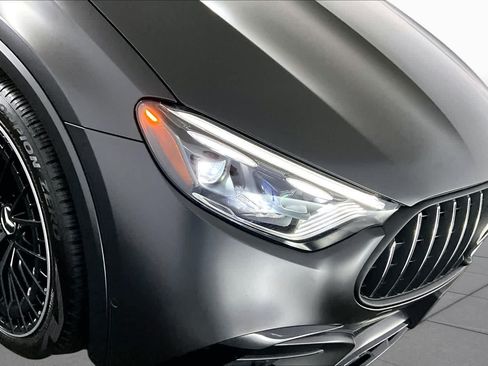 Used 2025 Mercedes-Benz GLC 43 AMG 4MATIC image 27