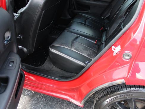 Used 2013 Dodge Avenger SXT w/ Blacktop Pkg FWD image 30