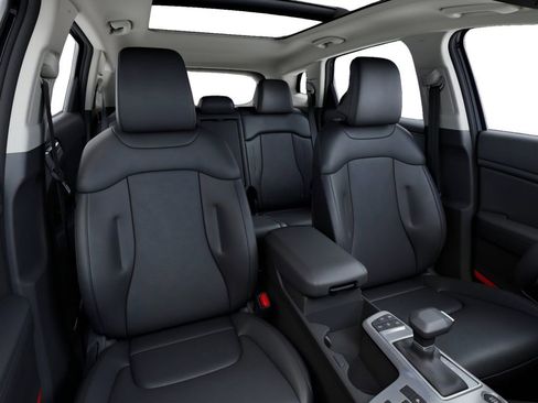 New 2026 Kia Sportage EX image 15