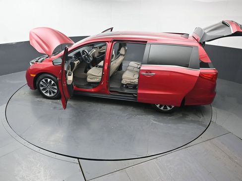 Certified 2023 Honda Odyssey EX-L image 47