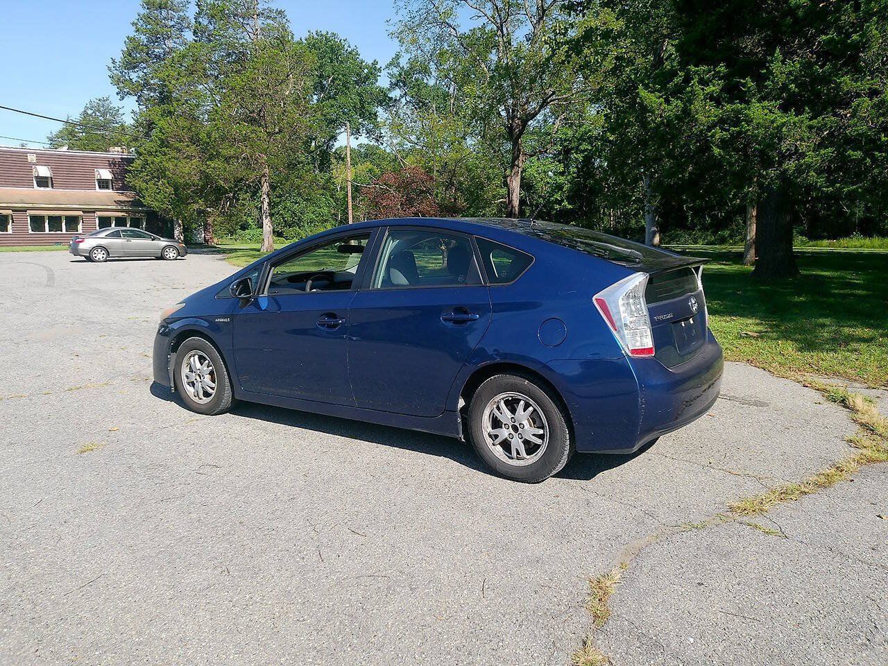 Used 2010 Toyota Prius Three FWD image 4