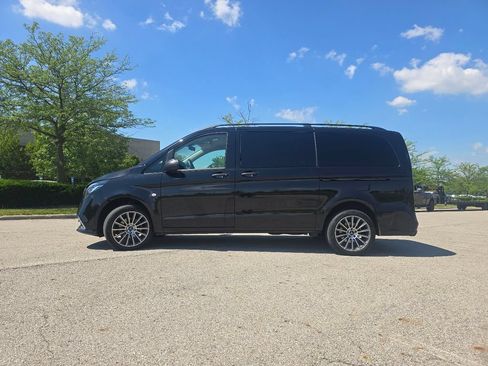 Used 2023 Mercedes-Benz Metris Passenger image 12