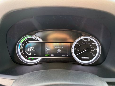 Used 2019 Kia Niro EX image 11