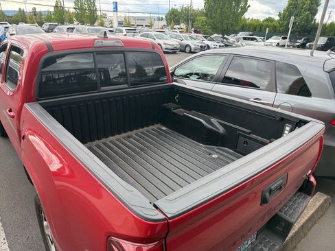 Used 2023 Toyota Tacoma SR AWD/4WD image 6