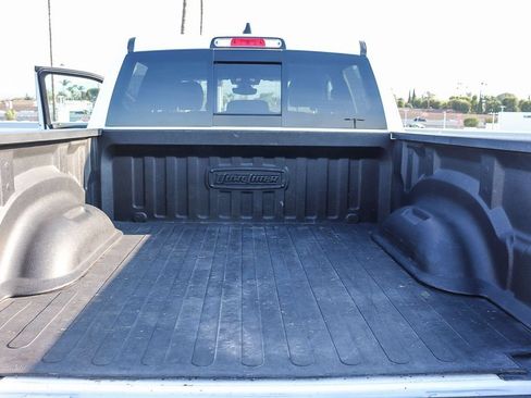 Used 2022 RAM 1500 Big Horn AWD/4WD image 30