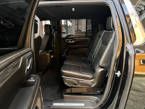 Used 2021 GMC Yukon XL SLT AWD/4WD image 63