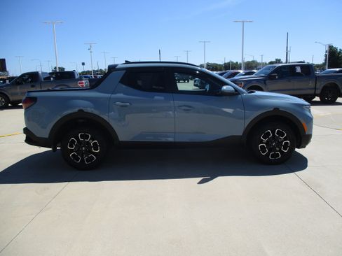 Used 2023 Hyundai Santa Cruz SEL Premium AWD/4WD image 9