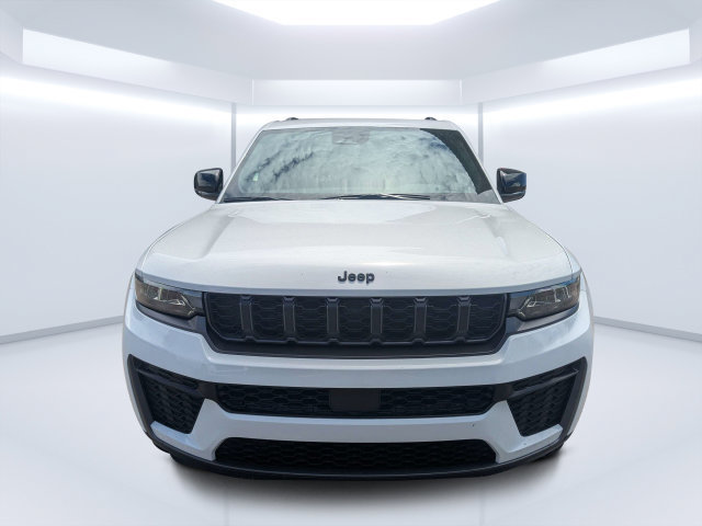 New 2026 Jeep Grand Cherokee Altitude AWD/4WD image 8