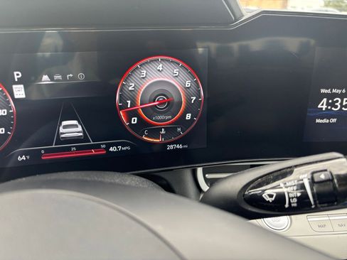 Used 2025 Hyundai Elantra Limited FWD image 39