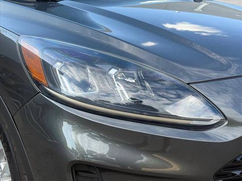 Used 2020 Ford Escape SE FWD image 14