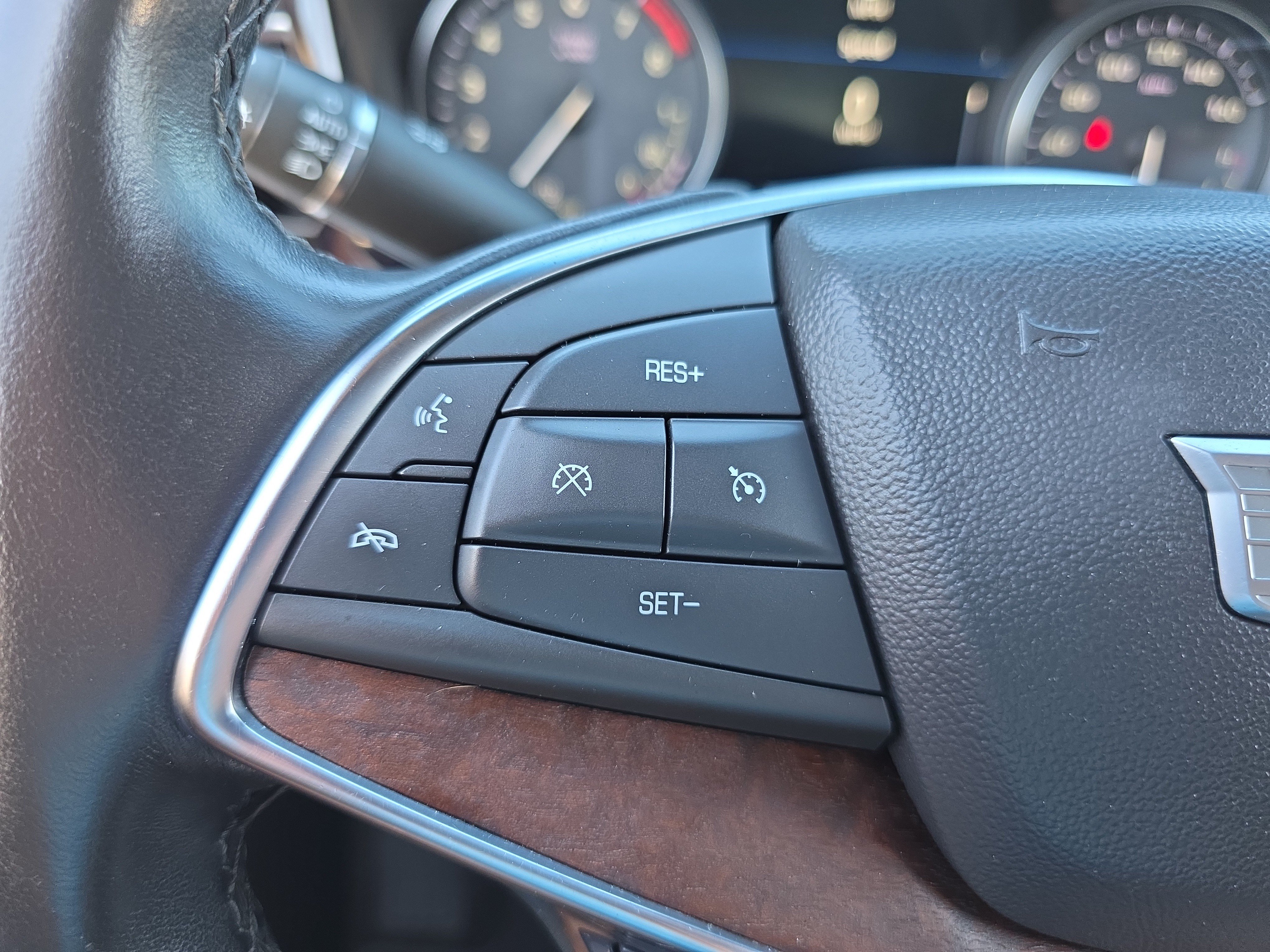 Used 2022 Cadillac XT5 Premium Luxury w/ Technology Package FWD image 19