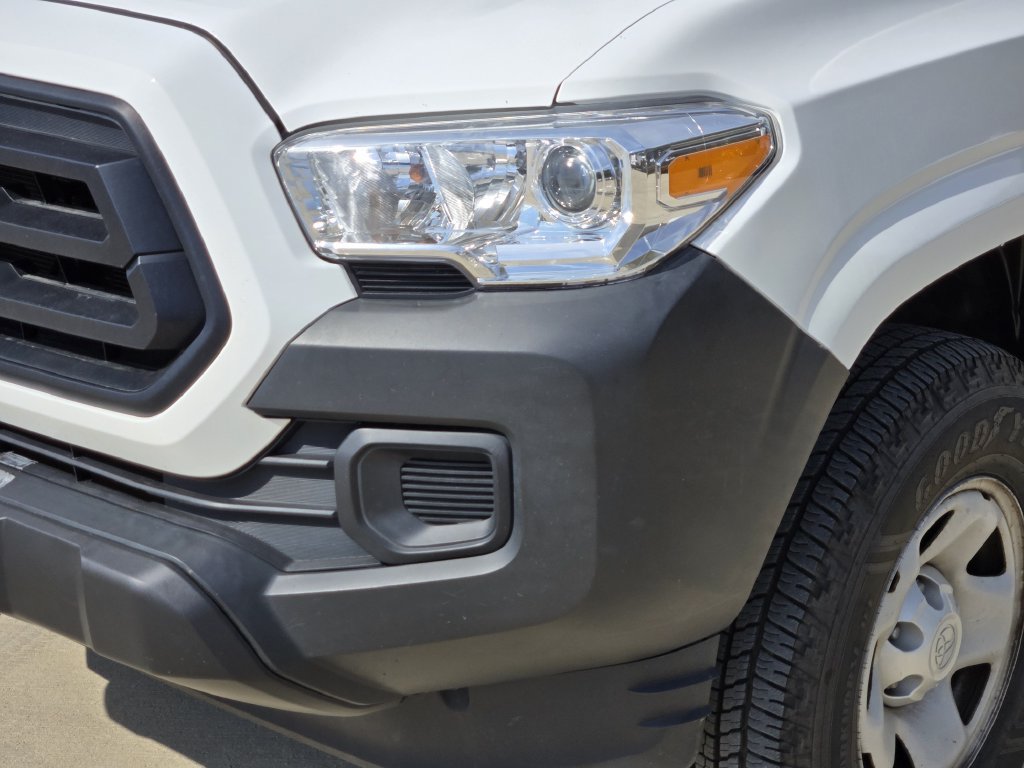 Used 2022 Toyota Tacoma SR RWD image 9