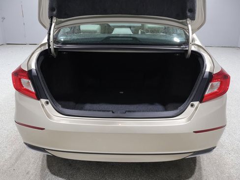 Used 2018 Honda Accord EX image 20
