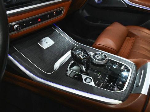 Used 2024 BMW ALPINA XB7 image 58