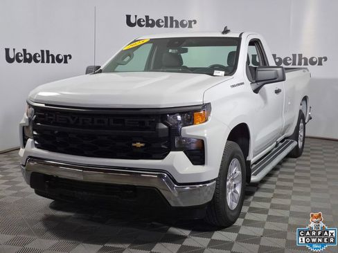Certified 2025 Chevrolet Silverado 1500 W/T RWD image 3