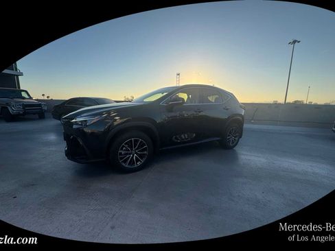 Used 2025 Lexus NX 250 FWD w/ Accessory Package (2T) image 1