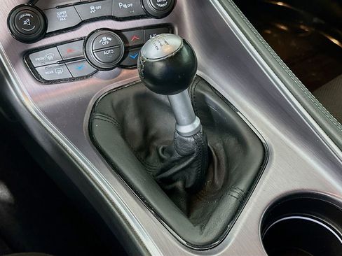 Used 2016 Dodge Challenger R/T RWD image 20