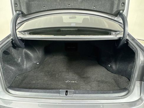 Used 2014 Lexus ES 350 w/ Luxury Package FWD image 34