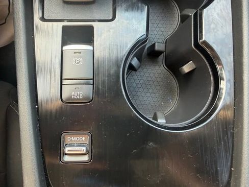 Used 2024 Nissan Rogue S FWD image 20