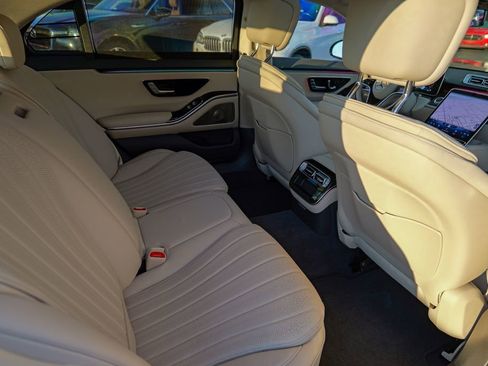 Used 2022 Mercedes-Benz S 500 4MATIC image 33