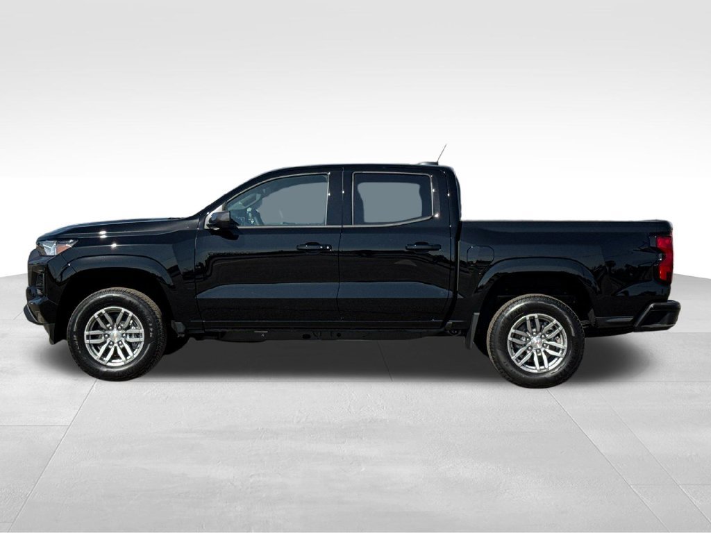 New 2026 Chevrolet Colorado LT RWD image 2