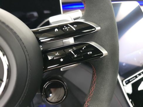 Used 2024 Mercedes-Benz S 63 AMG S w/ Carbon Fiber Exterior Package image 13