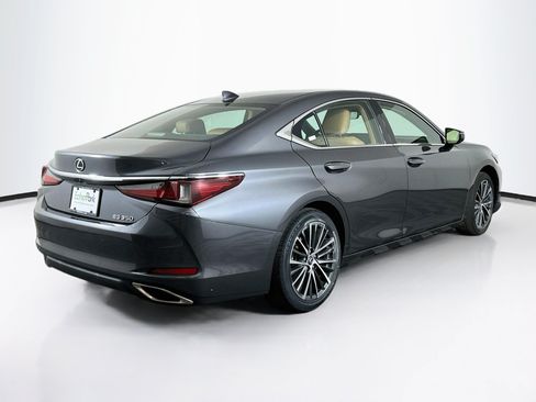 Used 2024 Lexus ES 350 w/ Premium Package FWD image 9