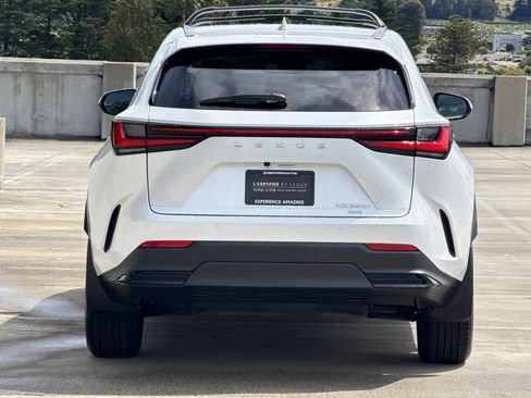 Used 2025 Lexus NX 350h AWD w/ Accessory Package (2T) image 11
