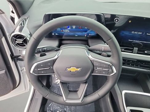 New 2026 Chevrolet Equinox LT w/ Safety and Technology Package image 21