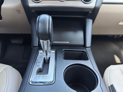 Used 2017 Subaru Outback 2.5i Limited image 3