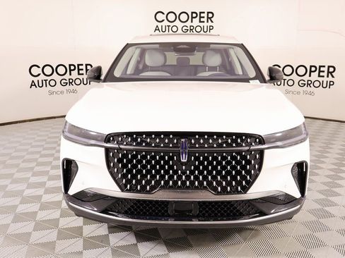 New 2026 Lincoln Nautilus Premier w/ Equipment Group 102A AWD/4WD image 9