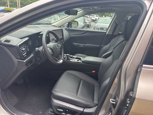 Used 2023 Lexus NX 350 AWD image 27