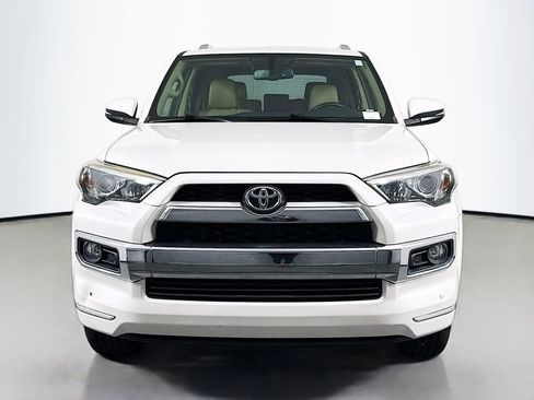 Used 2017 Toyota 4Runner Limited RWD image 2