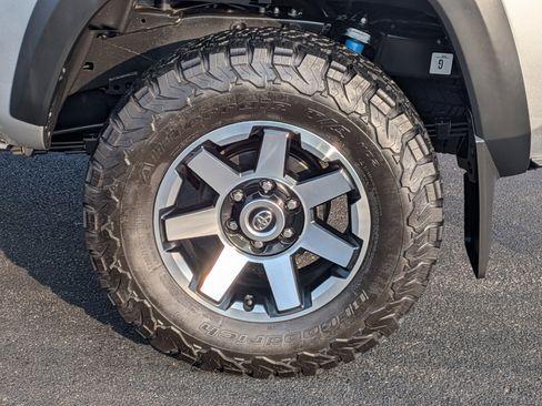 Certified 2023 Toyota Tacoma TRD Off-Road image 12