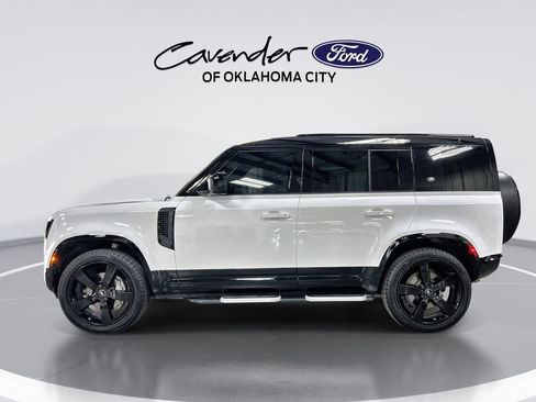 Used 2023 Land Rover Defender 110 X-Dynamic SE AWD/4WD image 5