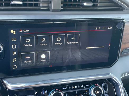 New 2026 GMC Sierra 2500 Denali Ultimate AWD/4WD image 14