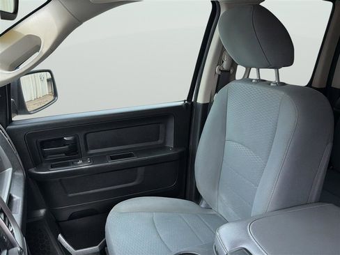 Used 2016 RAM 1500 Express AWD/4WD image 14