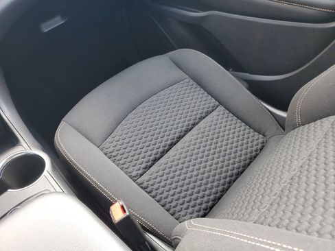Used 2018 GMC Terrain SLE FWD image 15