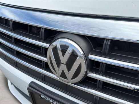 Used 2020 Volkswagen Jetta SE FWD image 26