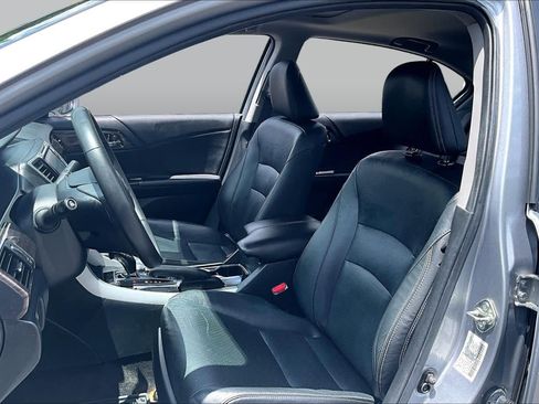 Used 2016 Honda Accord EX-L image 8