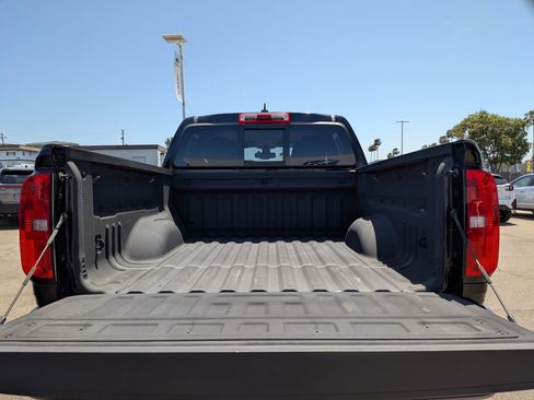 Used 2019 Chevrolet Colorado Z71 image 30